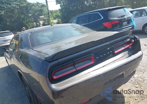 2018 Dodge Challenger Sxt из США, поврежденный, VIN 2C3CDZAG1JH204597